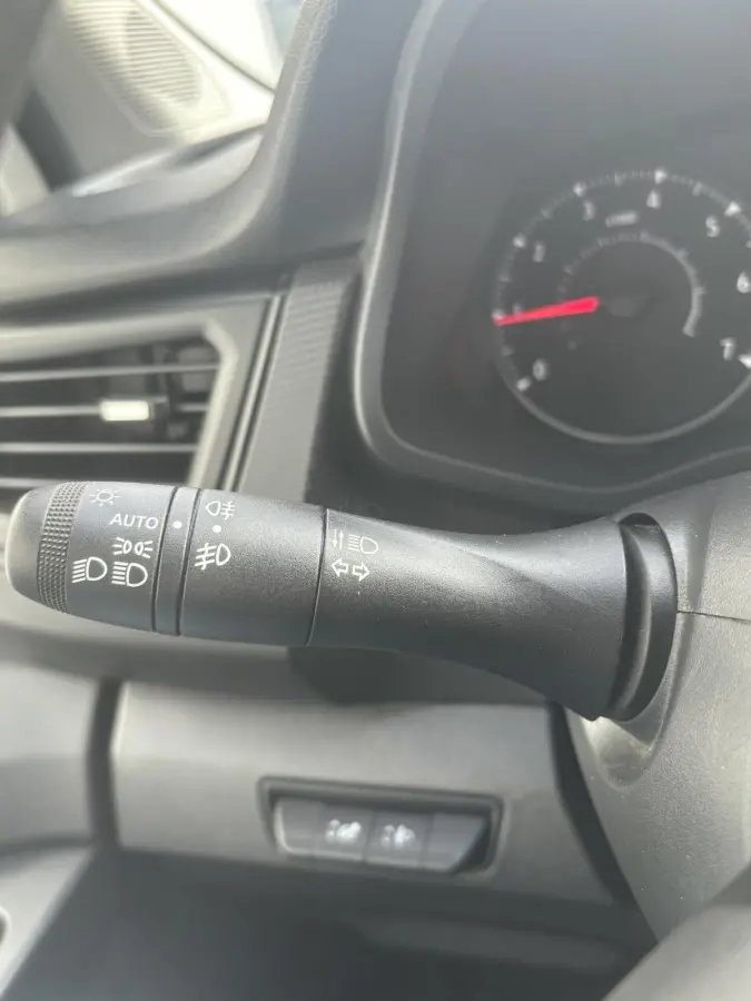 2.0 dCi L2H1 Comf.*FULL-LED*CRUISE*TEL*A/C*3PERS*