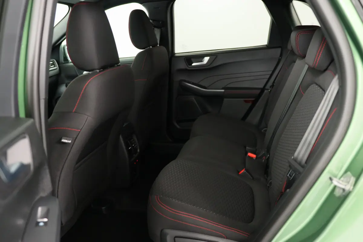 Plug-In Hybrid ST-Line Black Pack | Trekhaak Elek. Wegklapbaar | Elek. Panoramadak | Winter Pack | Driver Assistance Pack