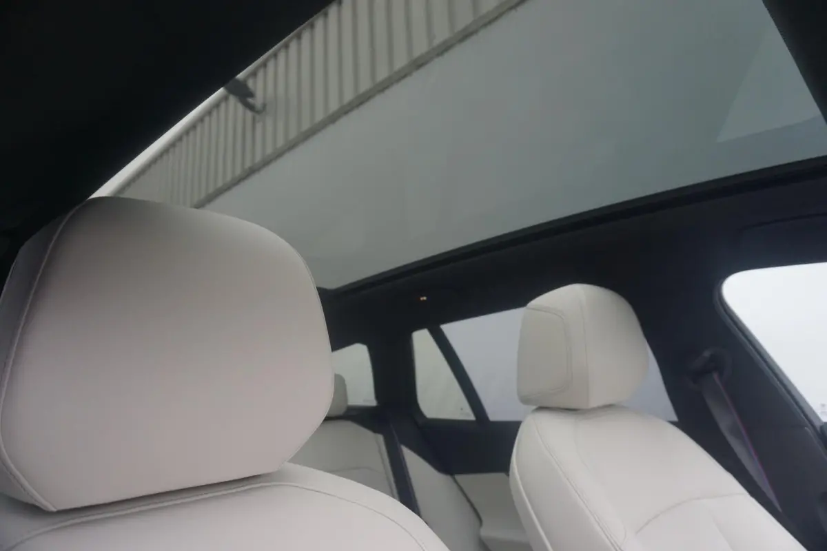 520i M Sportpakket Pro | Comfort Pack | Travel Pack | Innovation Pack | Trekhaak | Harman Kardon |  Panoramadak | Showroom Selection