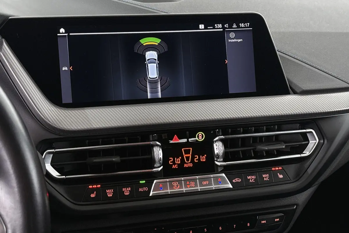120i Business Edition Automaat M Sport Stoelverwarming Navi