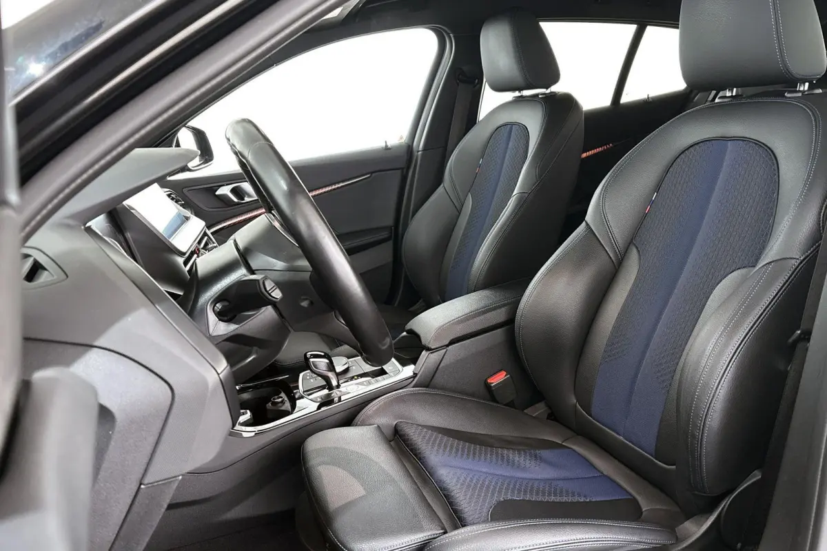 120i Business Edition Automaat M Sport Stoelverwarming Navi