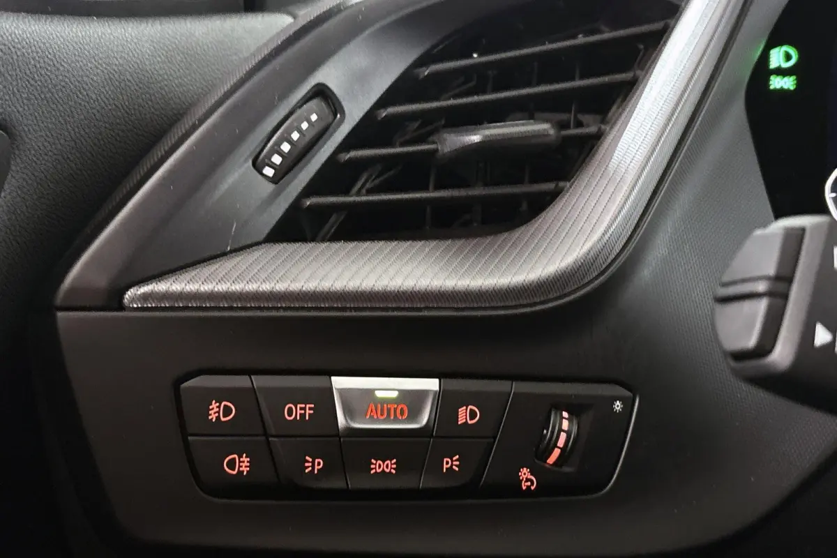 120i Business Edition Automaat M Sport Stoelverwarming Navi