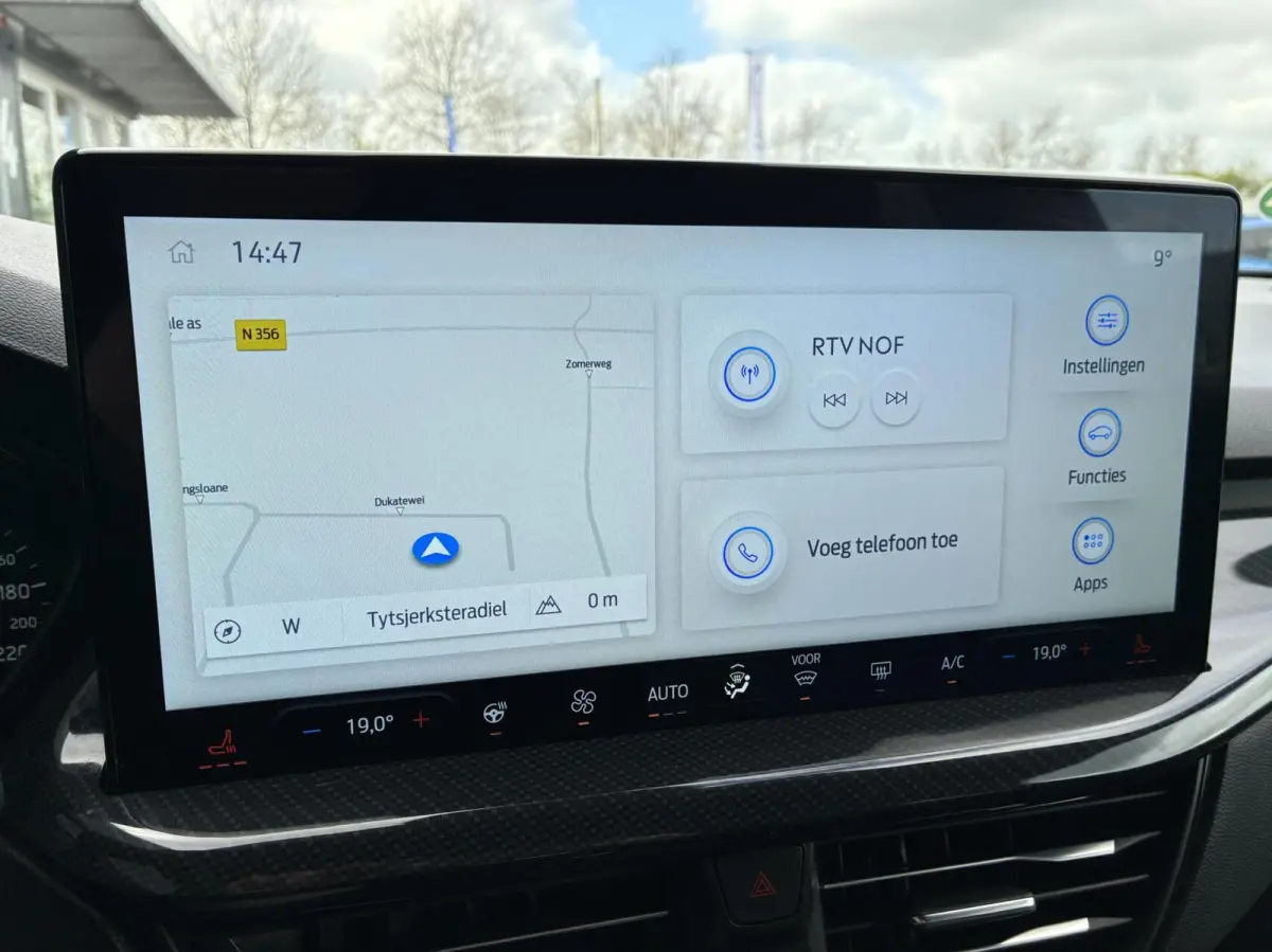 1.0 EcoBoost 125 PK Hybrid ST Line | CARPLAY | NAVI | 32000 KM!!!