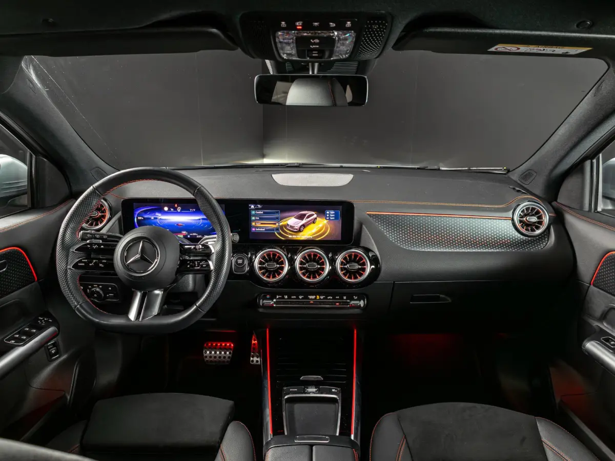350 4MATIC AMG Line 71 kWh Panorama dak