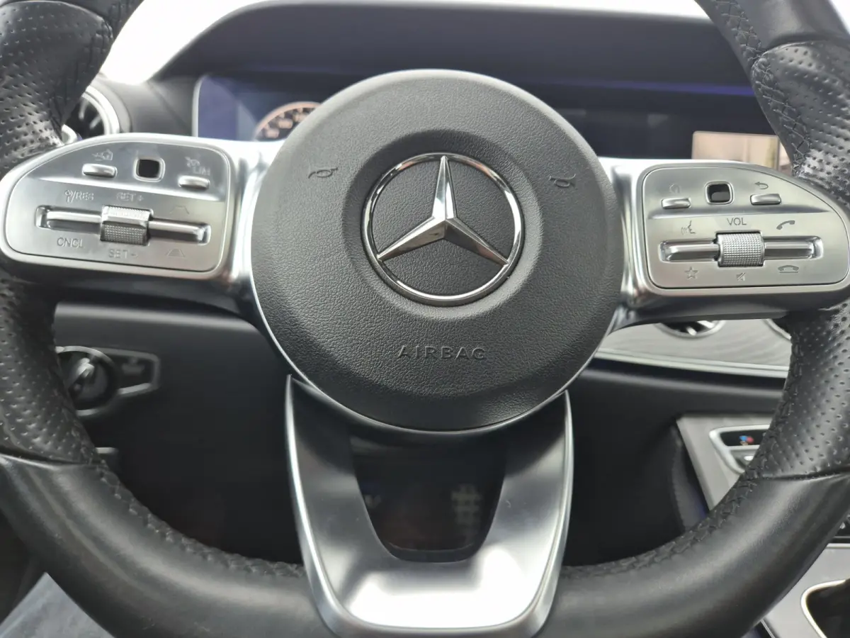 350 d 4MATIC Premium Plus (BTW auto) Burmester / Schuif-kanteldak / Luchtvering. Volle auto.