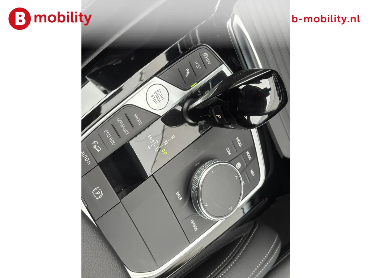 xDrive20i High Executive X-Line LCI Facelift 360 Camera | Sportstoelen | Leer | DAB | PDC | Digitaal Dashboard