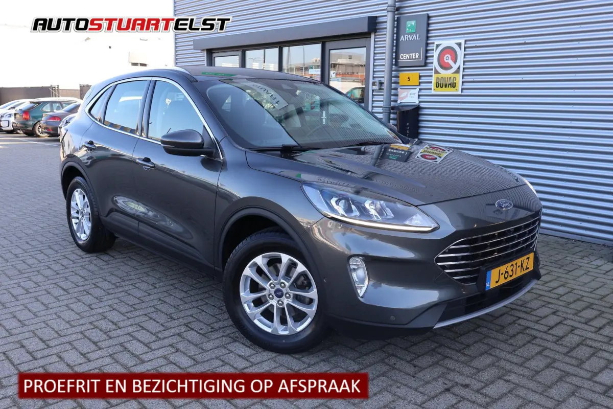 1.5 Titanium 1e Eigenaar | Volledig Onderh | BTW | NL-Auto | Winterpack | 360Cam | Navi | Carplay | ACC | Bots | Keyless | LED | DAB | PDC | Start/Stop