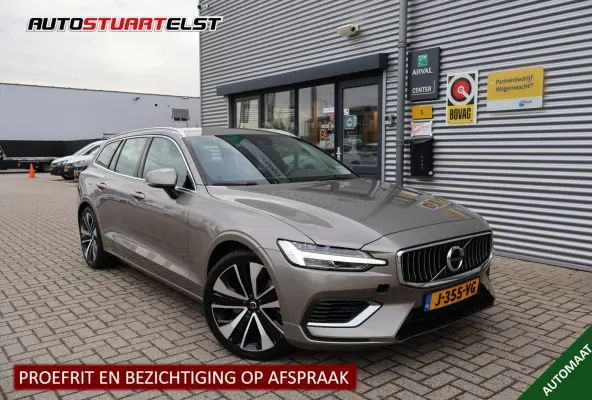2.0 T8 Recharge Business Pro 1e Eigenaar | NL-Auto | Dealer Onderh | BTW | 390PK | AWD | Winterpack | H&K | Elek Stoel+klep | Camera | Navi | ACC | Climate  | Full Led | Keyless | PDC | Star