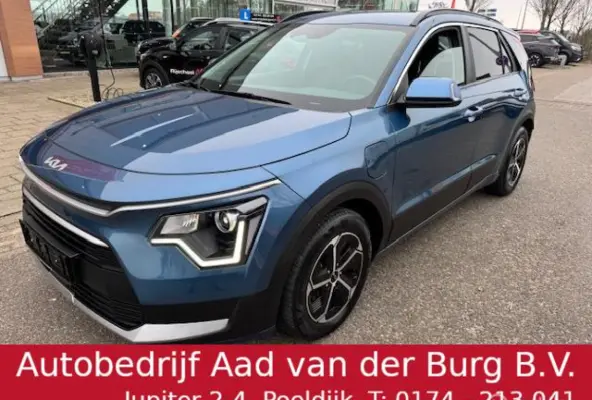 1.6 GDi PHEV DynamicLine Edition / Plug-inn Hybride / volledig elektrisch rijden 65 km hierna Hybride aandrijving , Navi / Camera achter / Parkeerhulp rondom / Stoel & stuur verwarming / Key