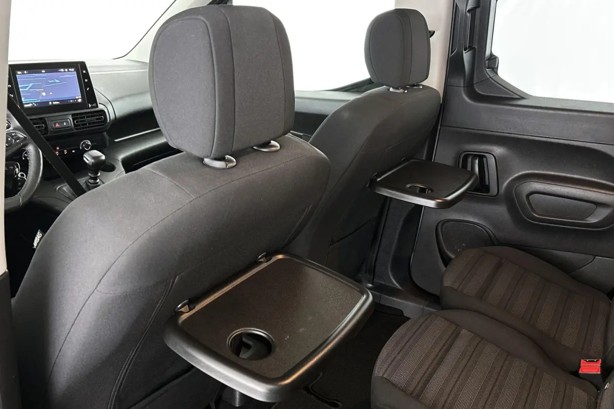1.2 Turbo L2H1 Edition 7p. Unieke KMstand Stuurverwarming Achteruitrijcamera Apple Carplay