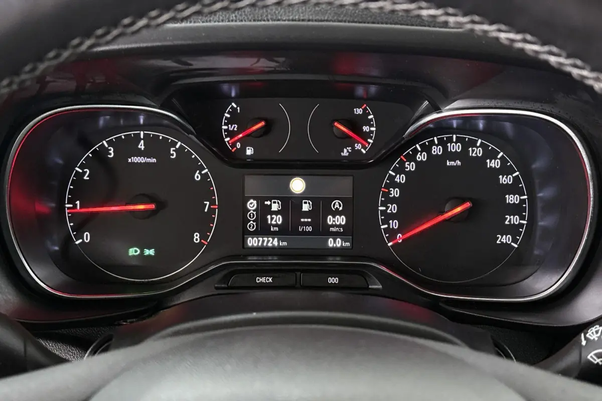 1.2 Turbo L2H1 Edition 7p. Unieke KMstand Stuurverwarming Achteruitrijcamera Apple Carplay