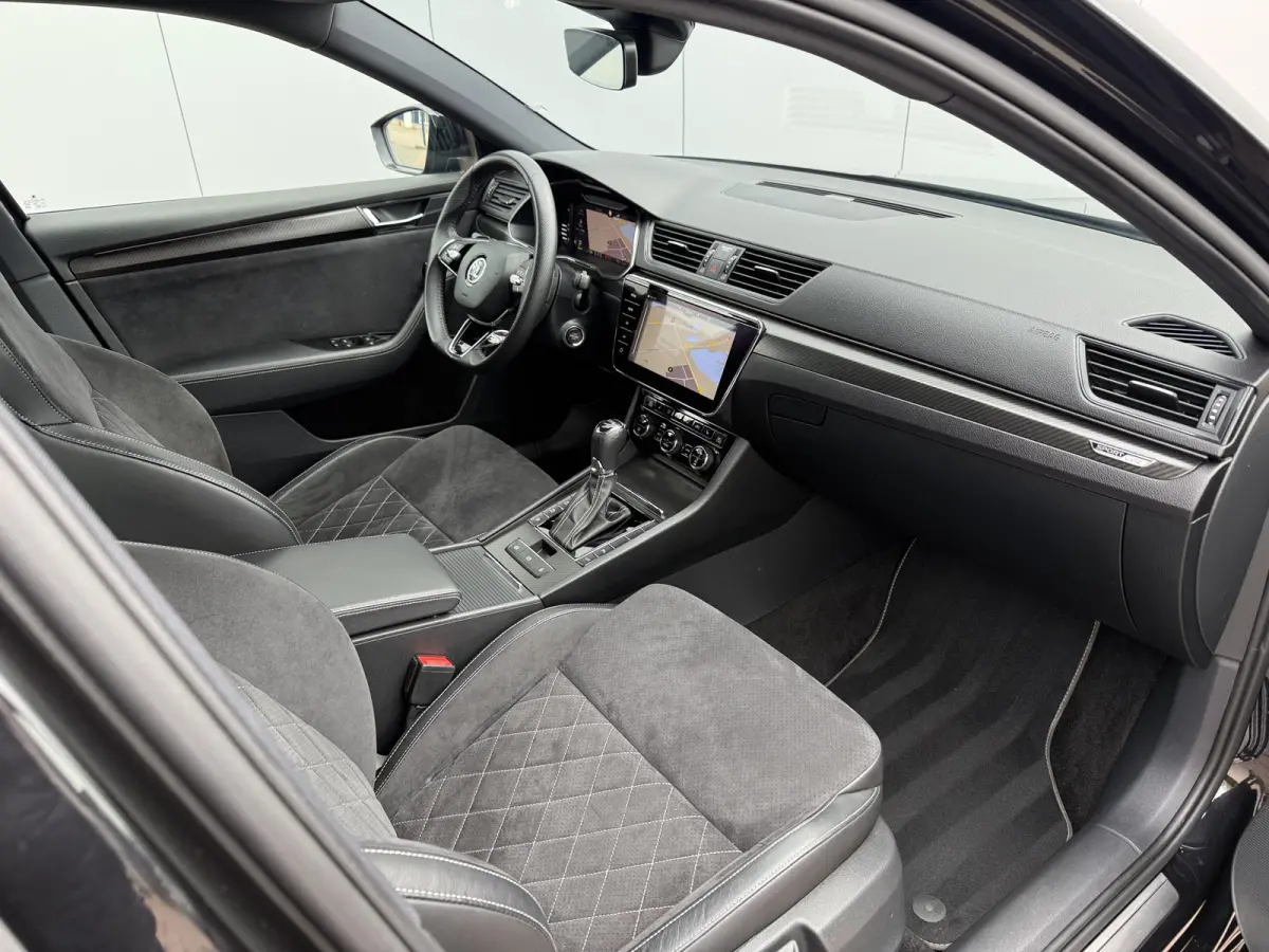 1.4 TSI iV 218pk Sportline Business