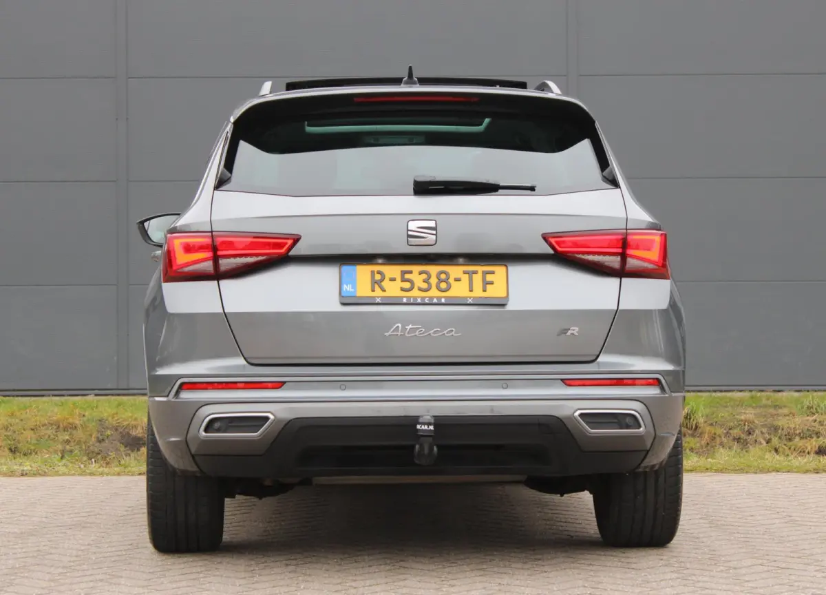 1.5 TSI FR BusinessIntense Automaat Panodak Trekhaak