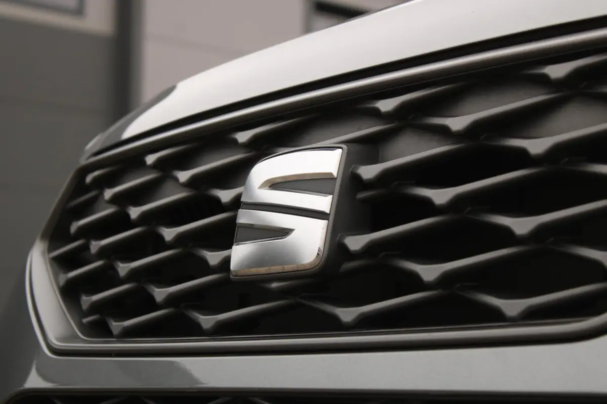 1.5 TSI FR BusinessIntense Automaat Panodak Trekhaak