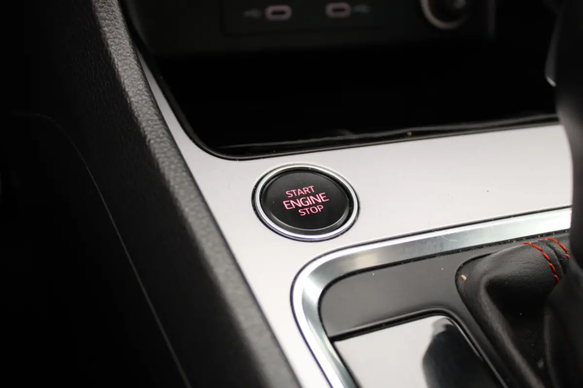 1.5 TSI FR BusinessIntense Automaat Panodak Trekhaak