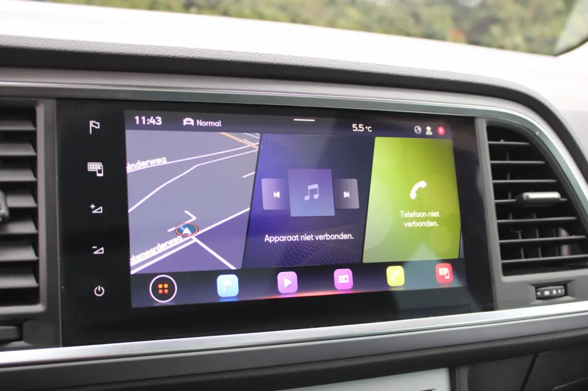 1.5 TSI FR BusinessIntense Automaat Panodak Trekhaak