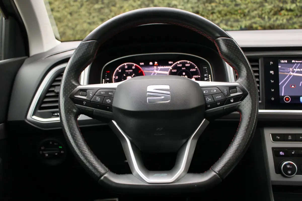 1.5 TSI FR BusinessIntense Automaat Panodak Trekhaak