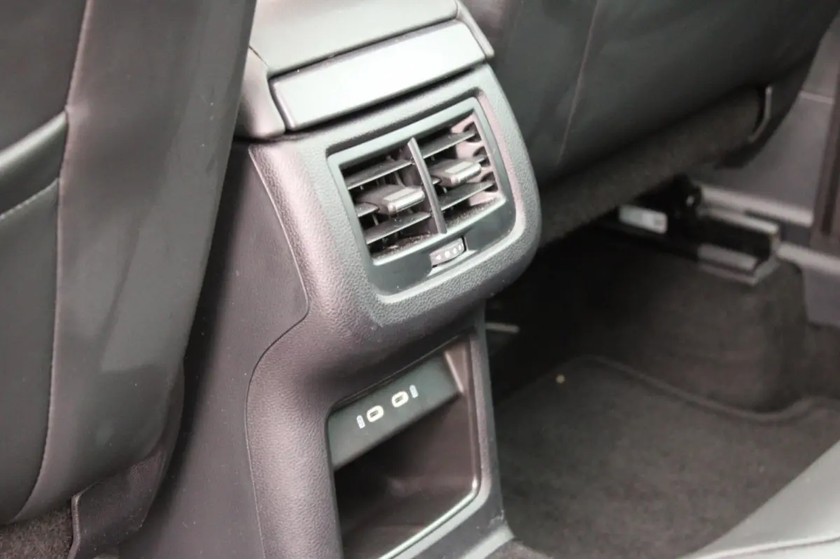 1.5 TSI FR BusinessIntense Automaat Panodak Trekhaak