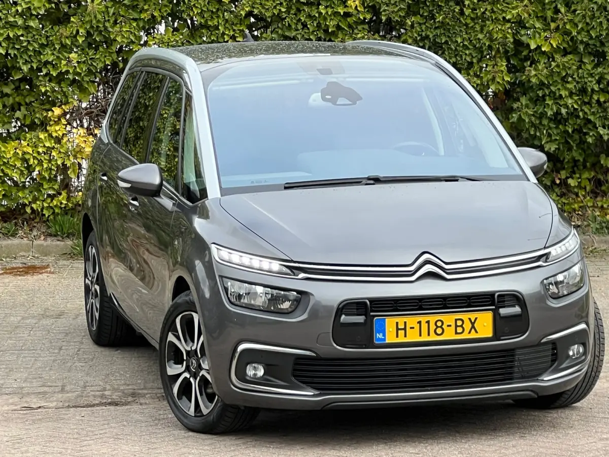 1.2 PureTech Business - Gris Platinium - Carplay/Camera/7 zitter