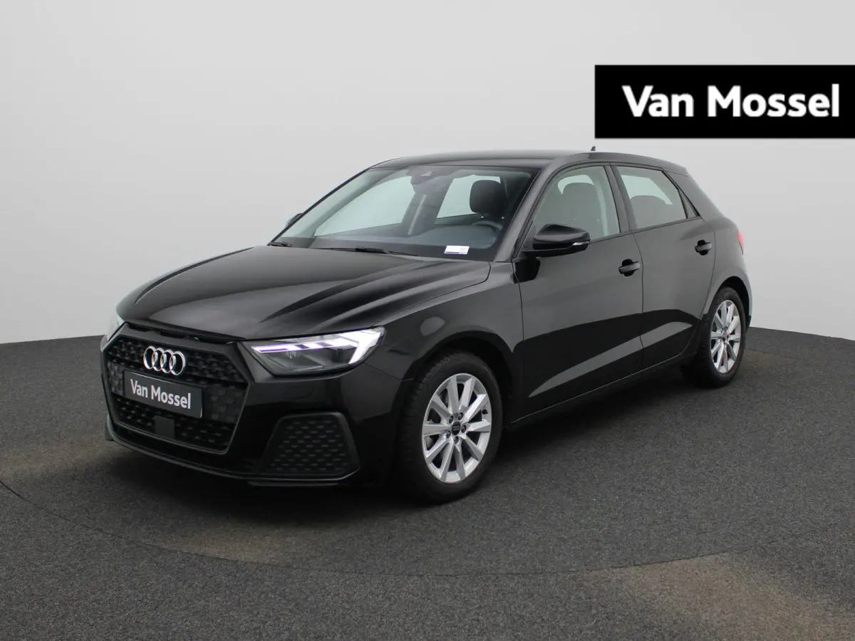30 TFSI Advanced edition l Cruise control l Airco l Stoelverwarming l Apple Carplay / Android Auto l Parkeersensoren l Audi virtual cockpit l Bluetooth l Lichtmetalen wielen