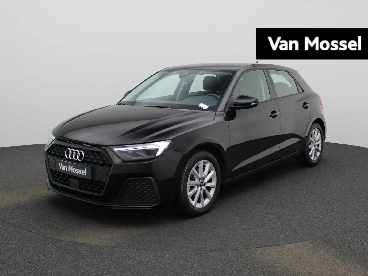 30 TFSI Advanced edition l Cruise control l Airco l Apple Carplay / Android Auto l Stoelverwarming l Audi virtual cockpit l Bluetooth l Ledkoplampen l Lichtmetalen wielen