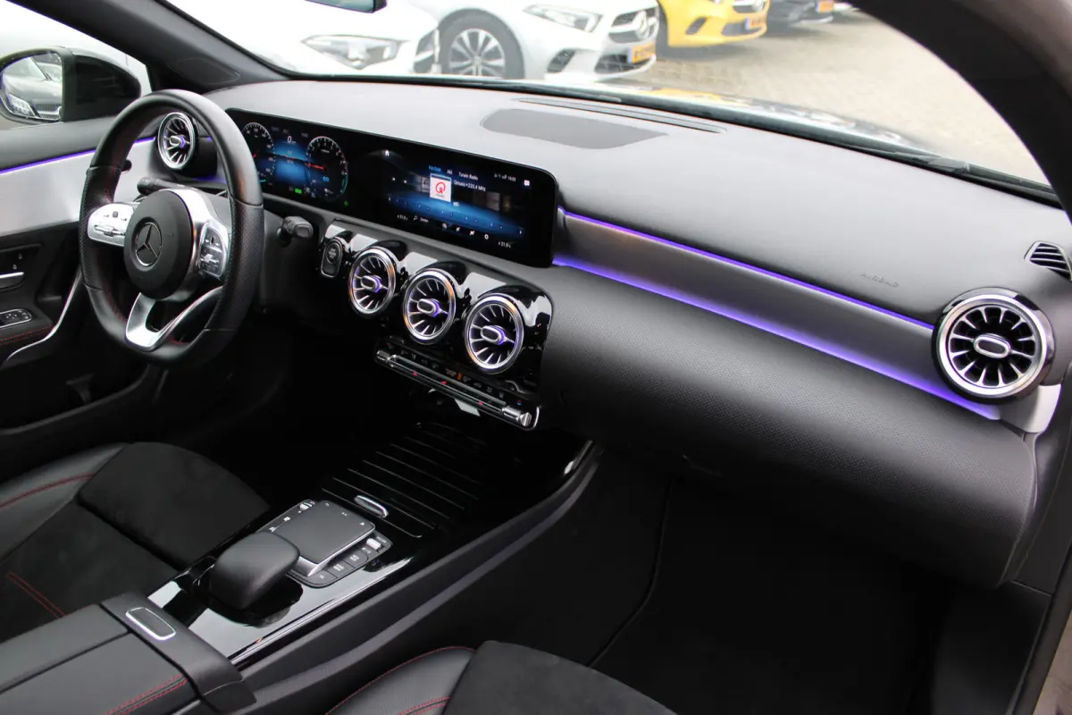 250e AUT8 AMG Limited NIGHT PAKKET SFEER DISTRONIC CARPLAY