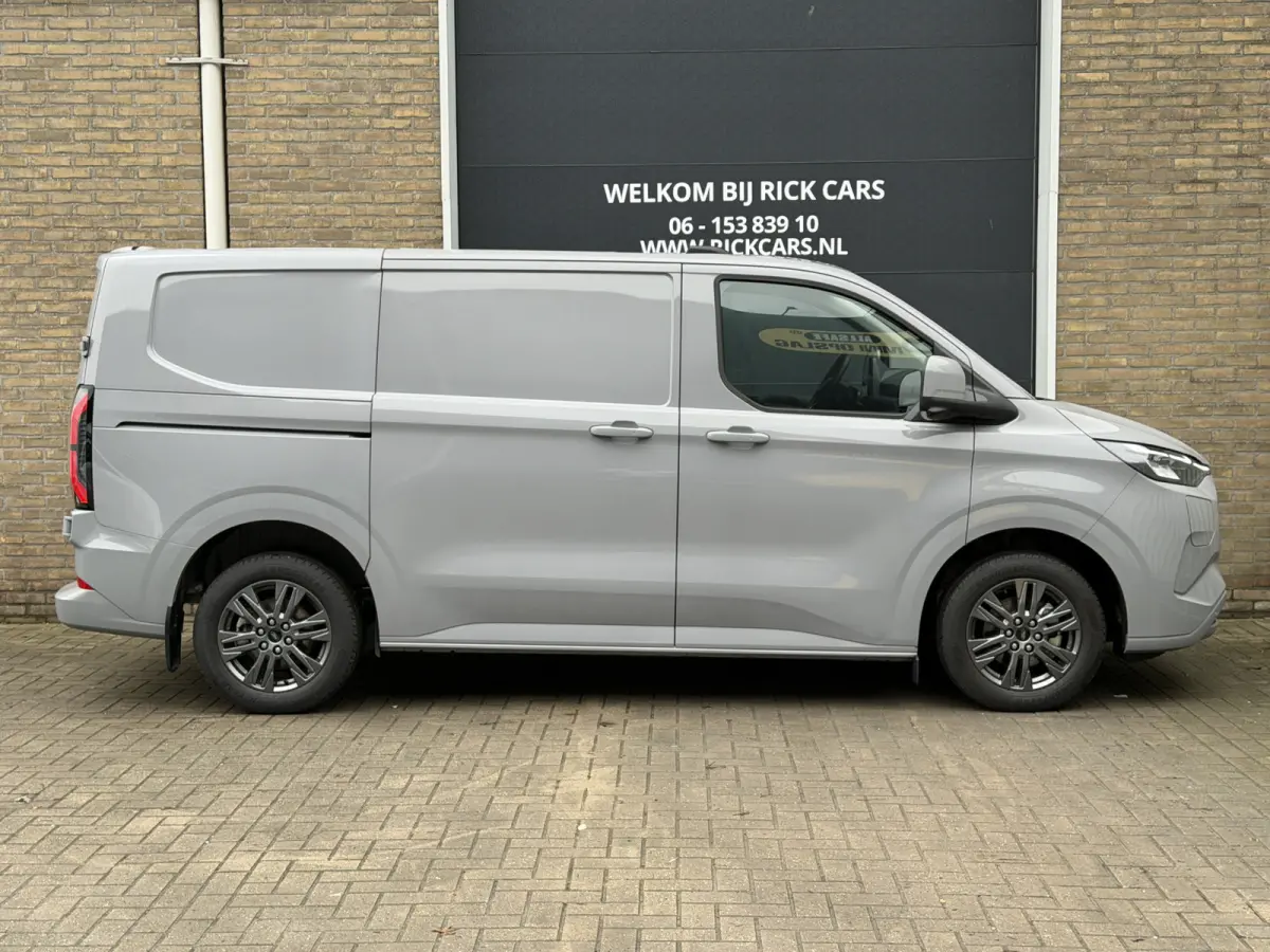 Cust. 320 L1H1 Limited 65 kWh/ 218 PK Direct leverbaar/stoel&stuur verwaming/B&O/ Camera