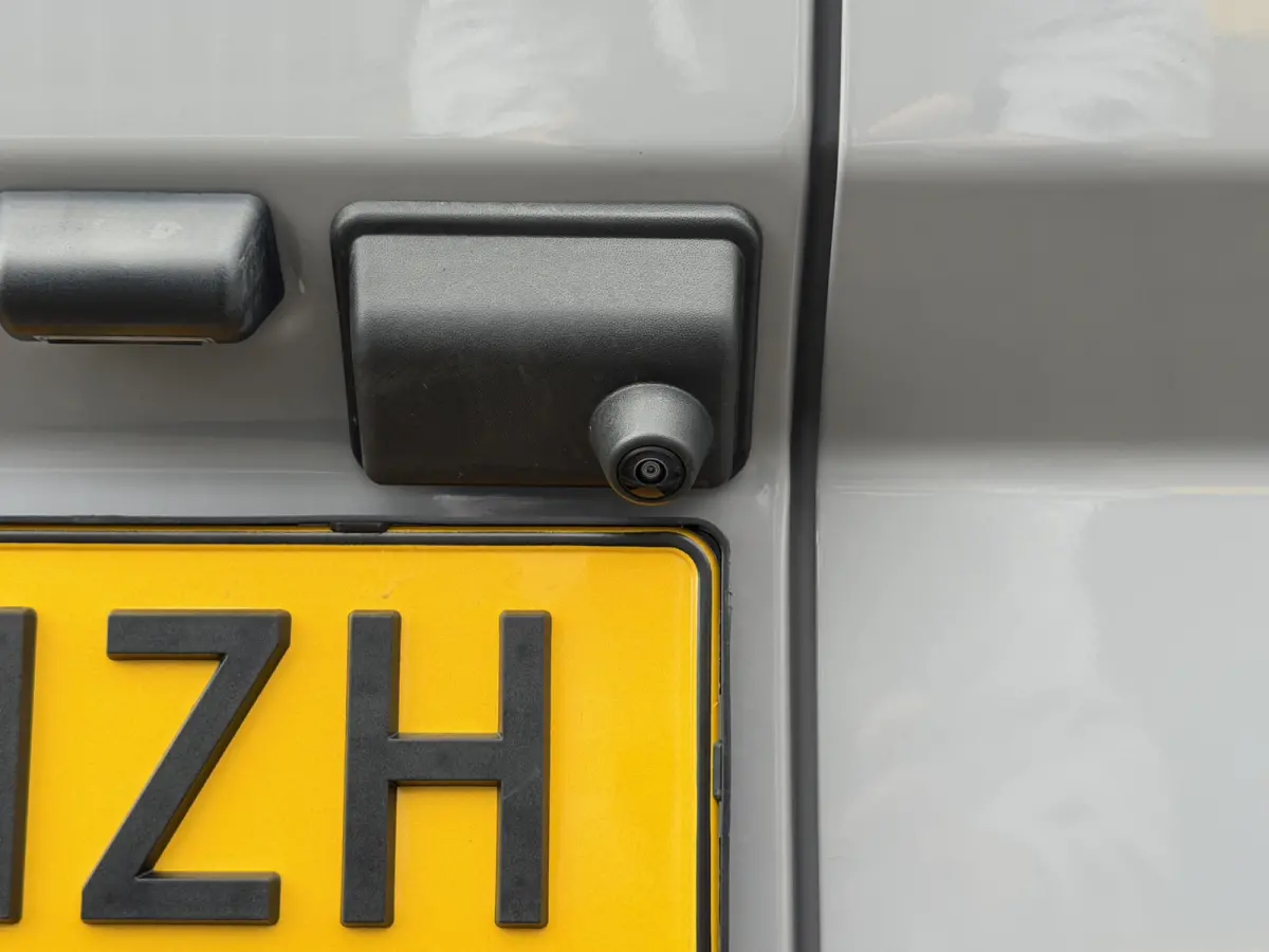 Cust. 320 L1H1 Limited 65 kWh/ 218 PK Direct leverbaar/stoel&stuur verwaming/B&O/ Camera