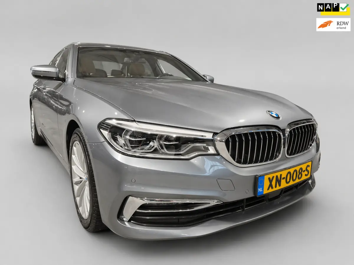 530i High Executive Edition - Panoramadak - HeadUp - Adapt Cruise - Ambiancelight - Memorystoel