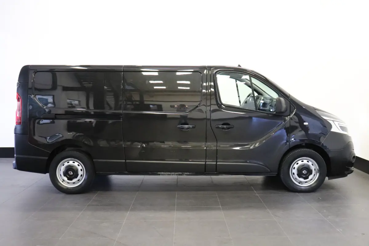 1.6 dCi L2 - EURO 6 - Airco - Navi - Cruise - €15.900,- Excl.