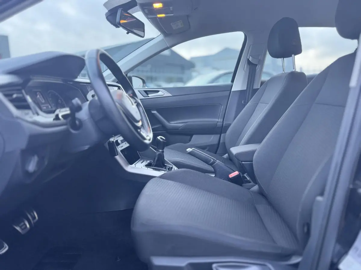 1.0 TSI Highline Business R Navi/ CarPlay