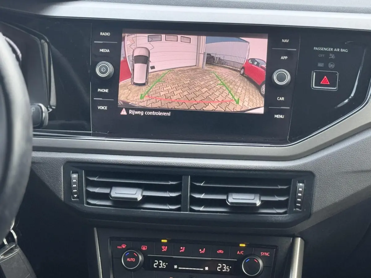 1.0 TSI Highline Business R Navi/ CarPlay