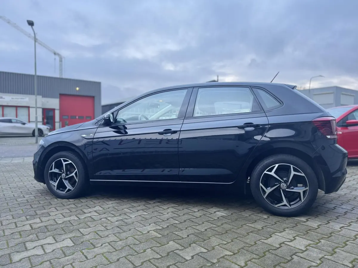 1.0 TSI Highline Business R Navi/ CarPlay