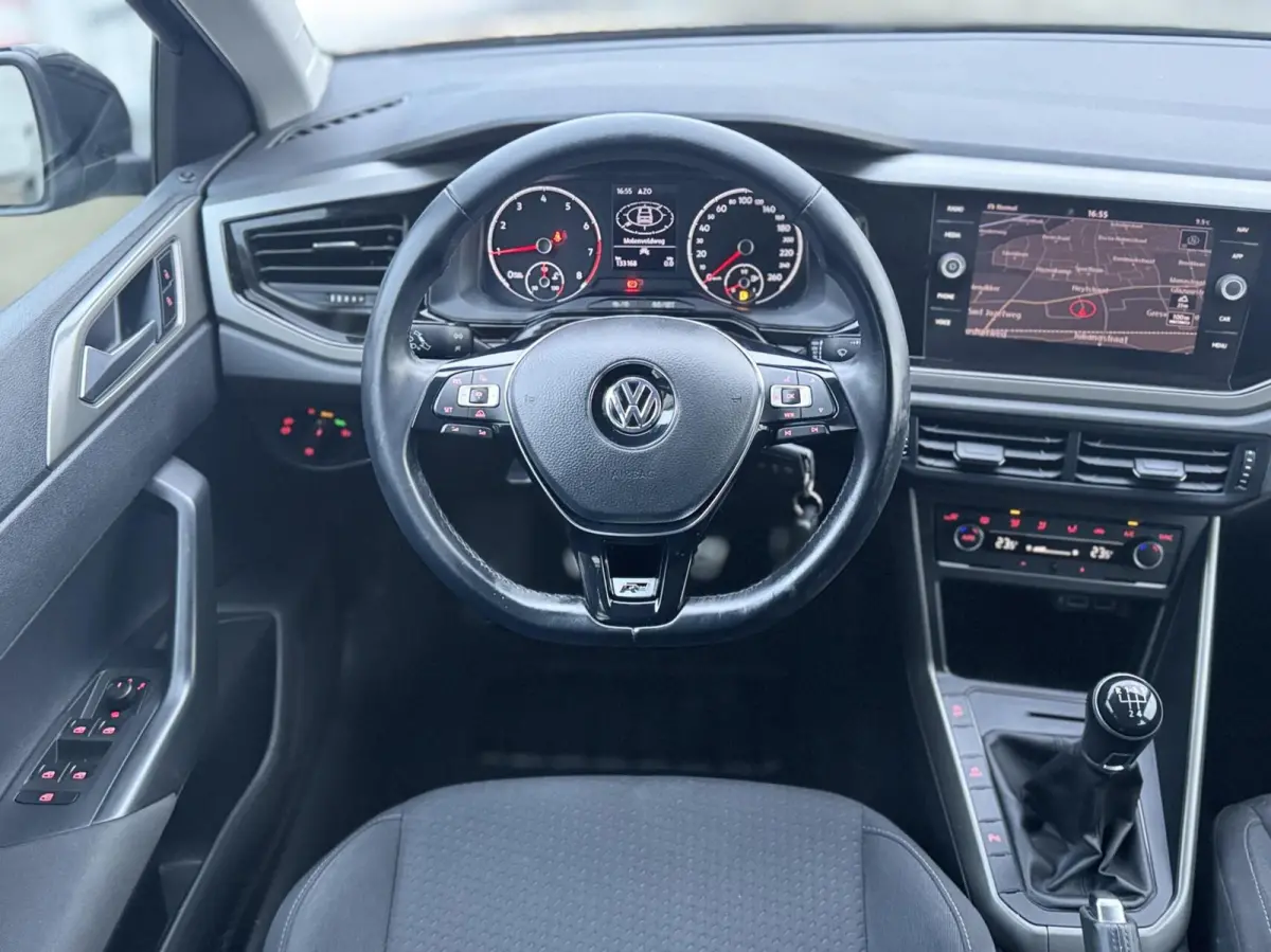 1.0 TSI Highline Business R Navi/ CarPlay