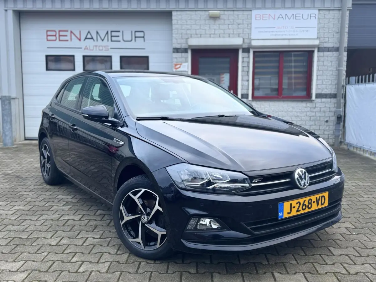 1.0 TSI Highline Business R Navi/ CarPlay