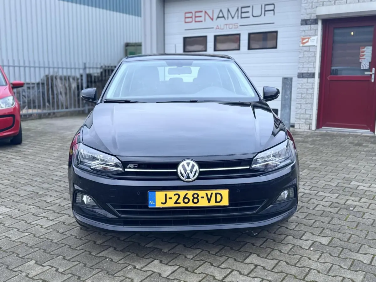 1.0 TSI Highline Business R Navi/ CarPlay