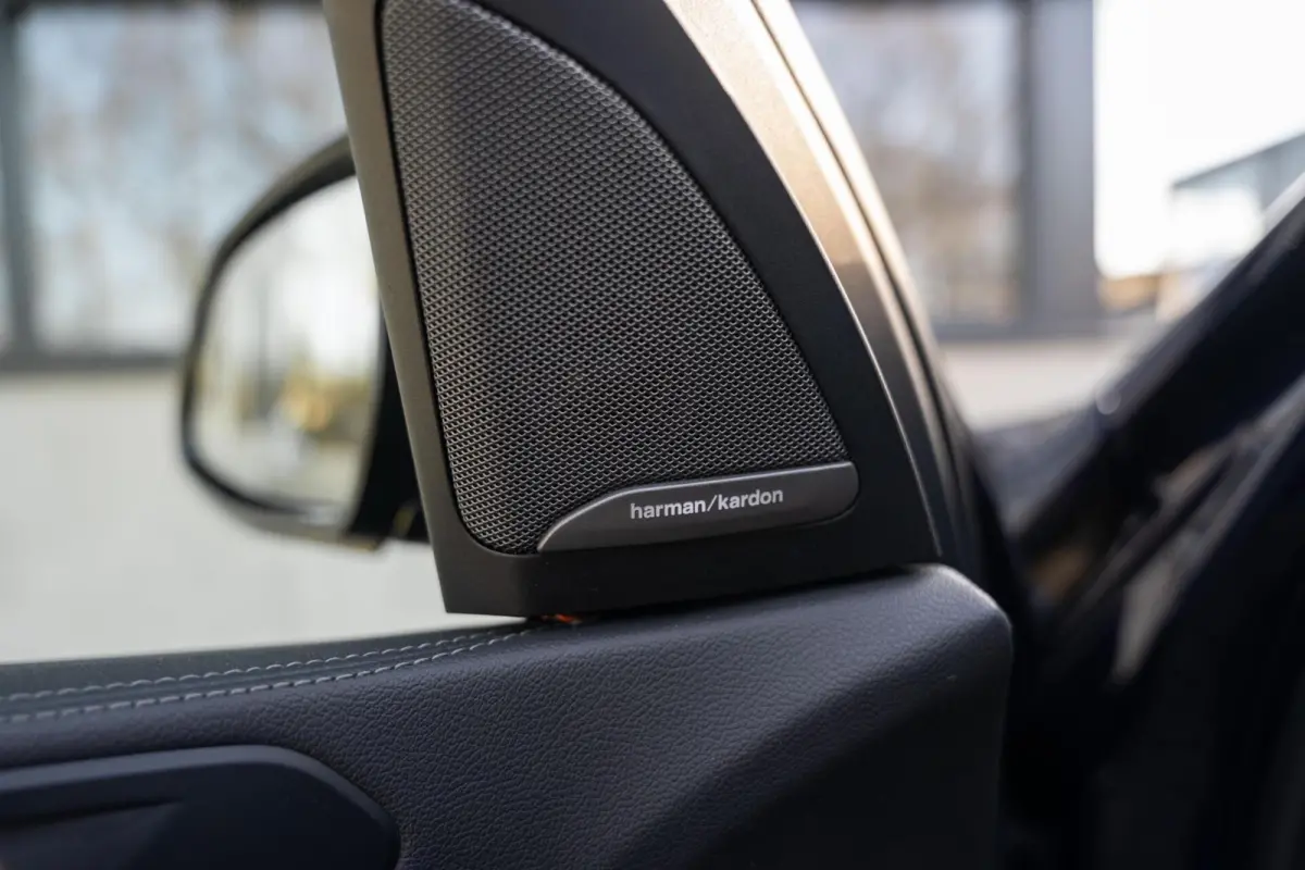 xDrive45e M-Sport Massage Perf Seats Carbon SkyLounge