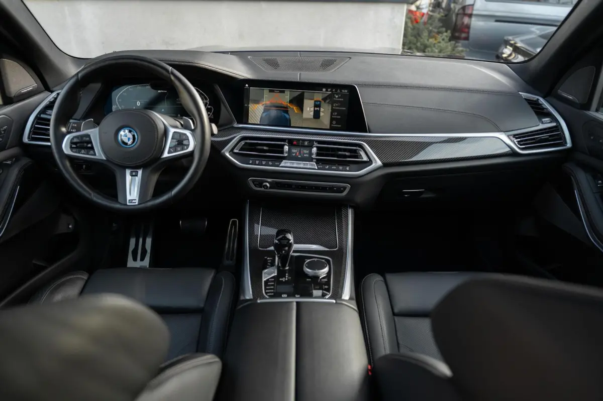 xDrive45e M-Sport Massage Perf Seats Carbon SkyLounge