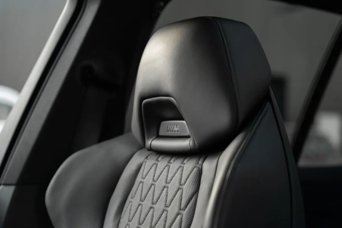 xDrive45e M-Sport Massage Perf Seats Carbon SkyLounge