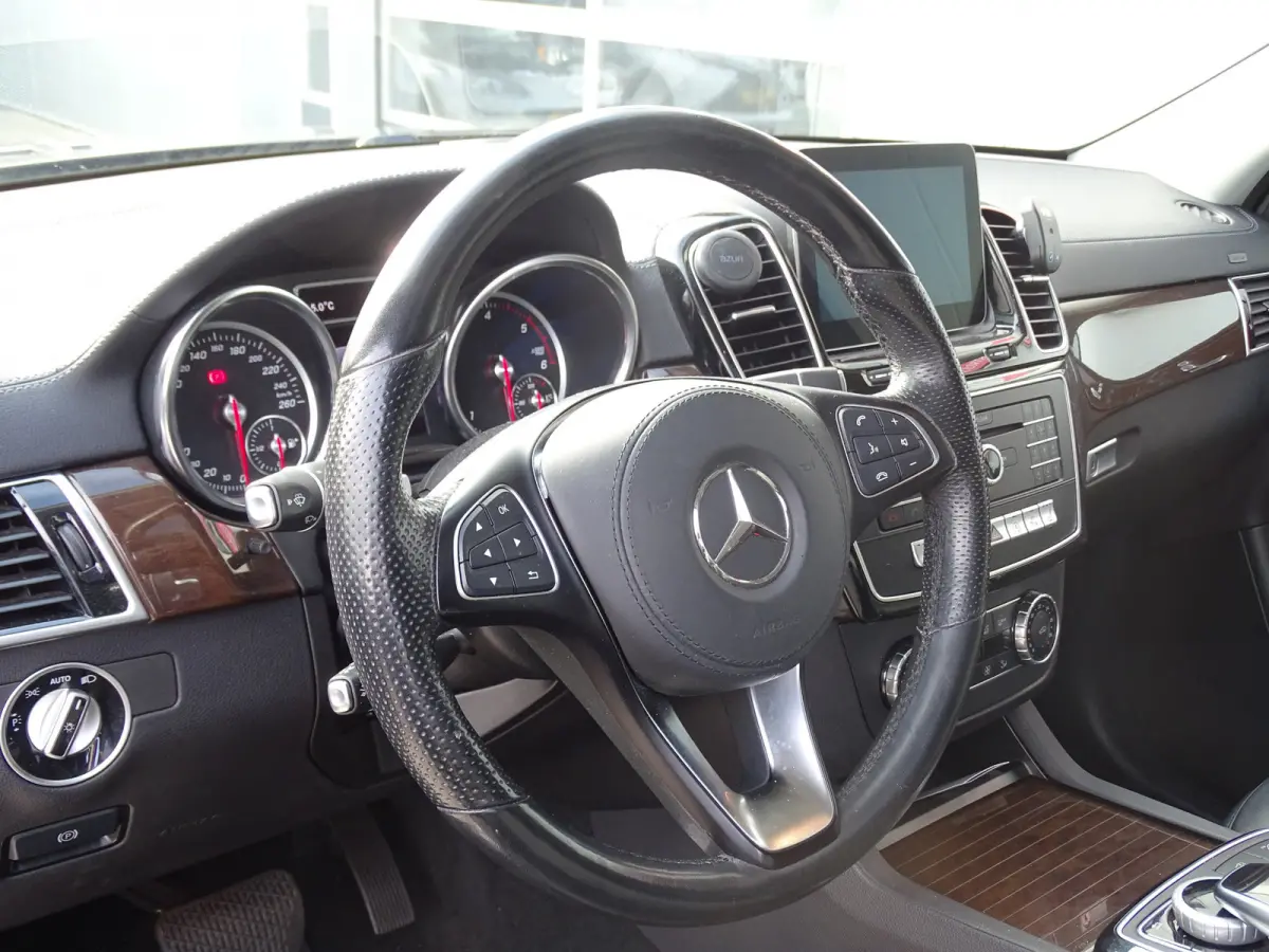 350 D 4MATIC AUT, Schuif/Kanteldak, Gr. Kent., Marge,luchtvering, 3500KG Trekhaak!