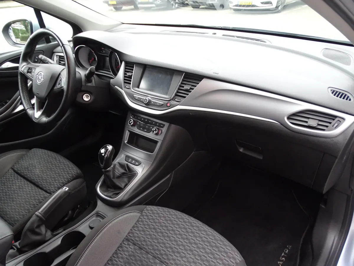 1.2 Business Edition, Cruise Control, Camera, Navi, NL/NAP!