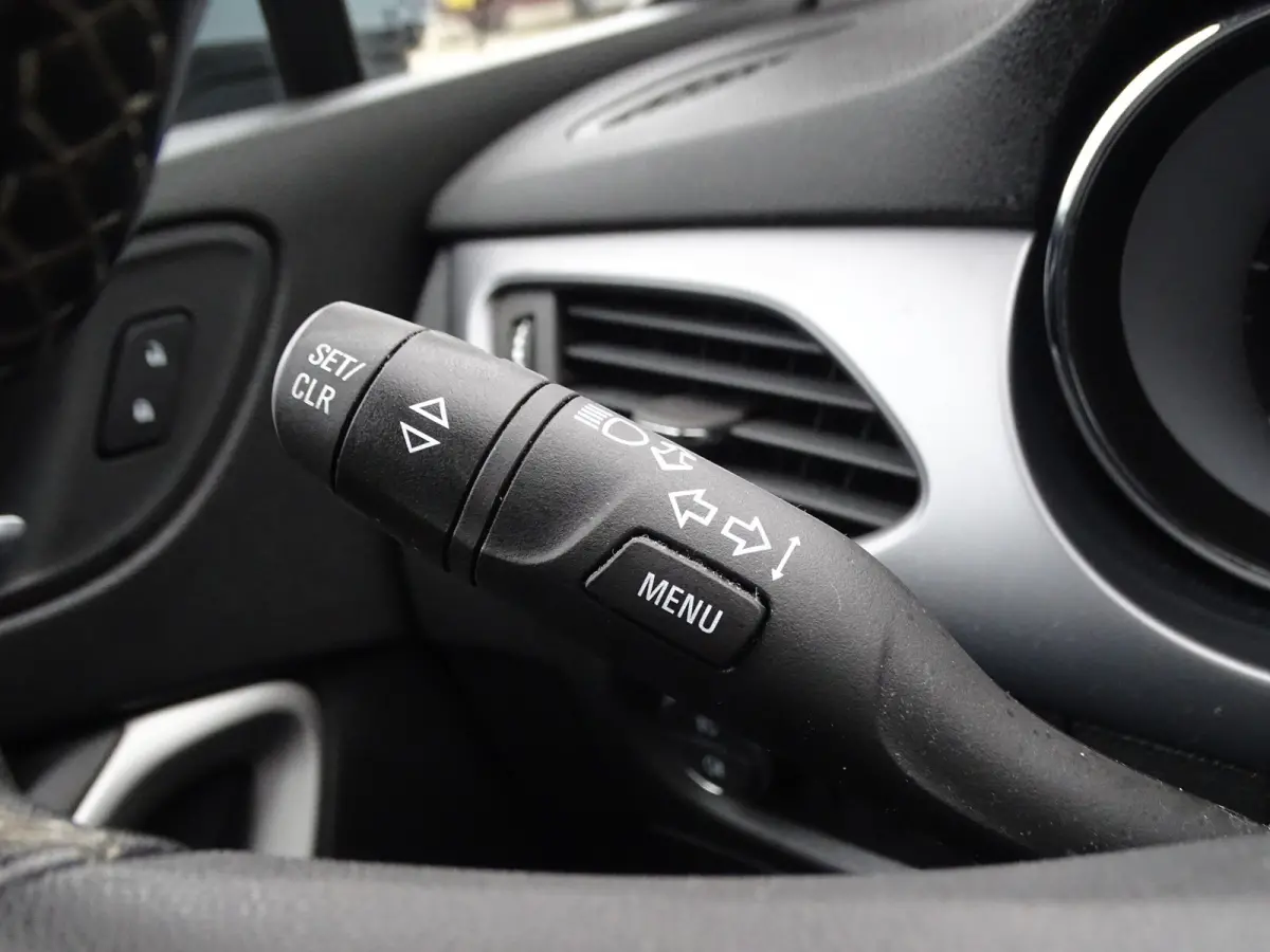 1.2 Business Edition, Cruise Control, Camera, Navi, NL/NAP!