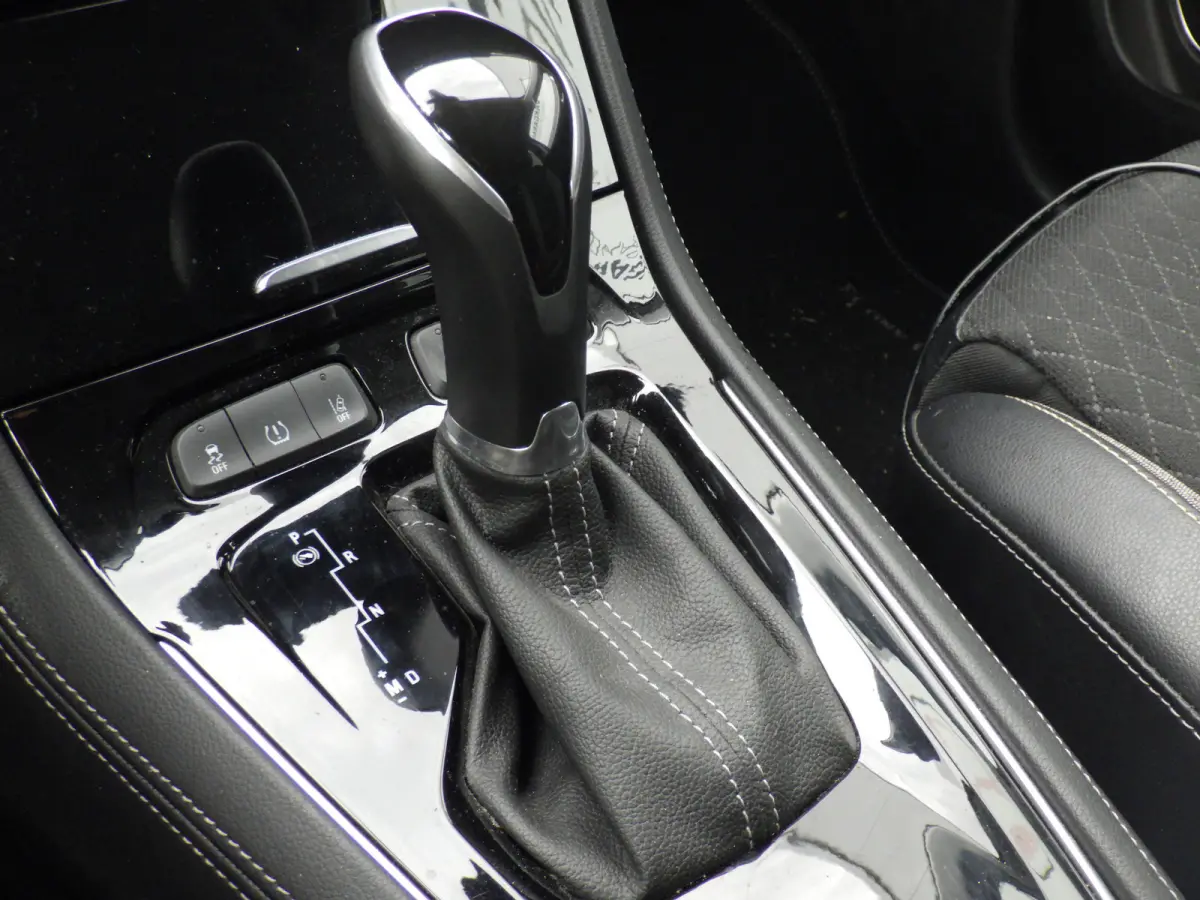 1.2 AUT Turbo Innovation, Camera, Cruise, Navi!