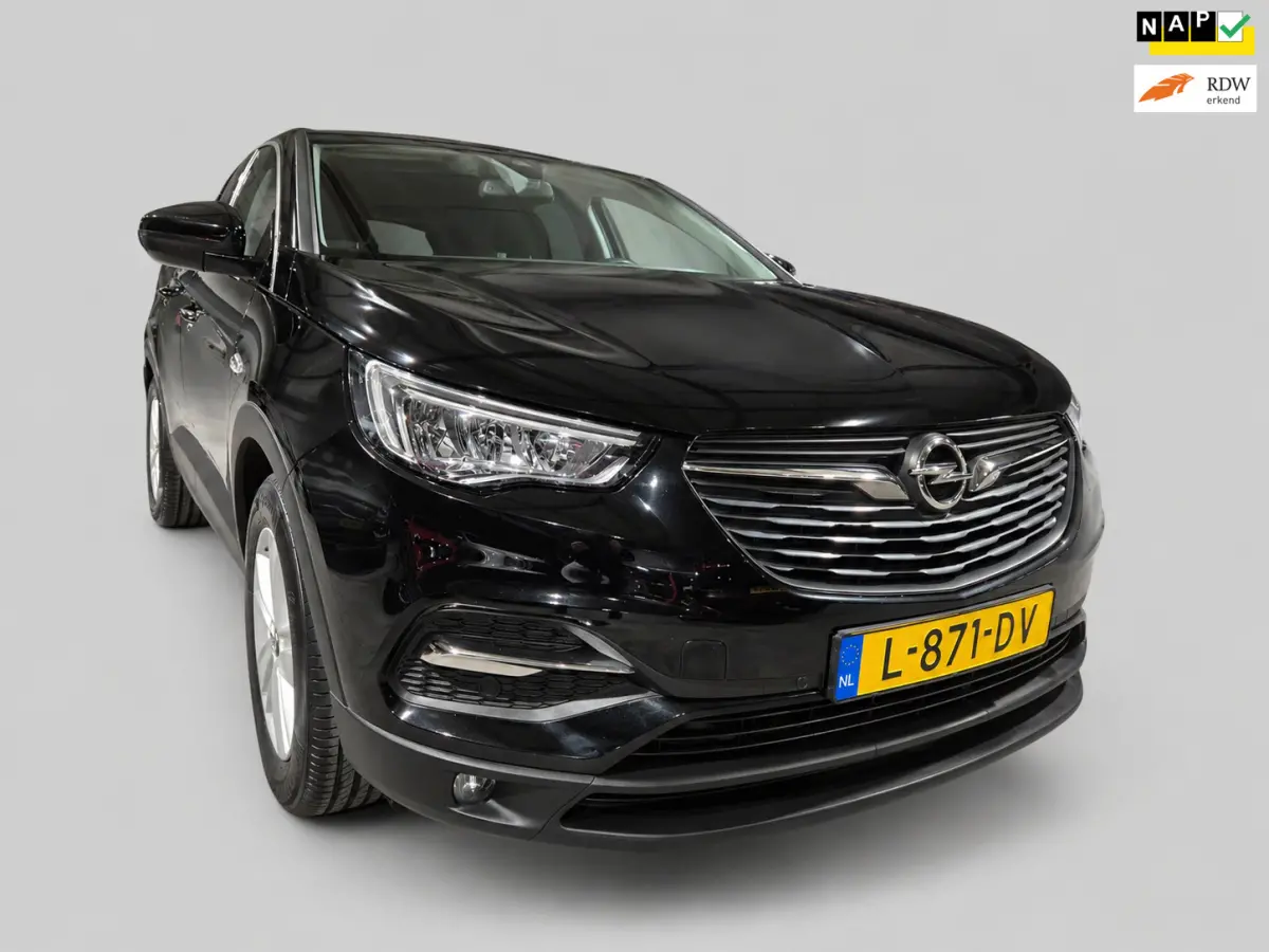 1.2 Turbo Business Edition - Navigatie - CarPlay - Camera - Airco - Cruise - Stoelverw - NL Auto - Incl BTW