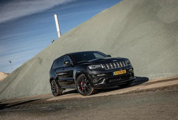 6.4 V8 SRT Grijs Kenteken - LPG/G3 - Pano - Leder - Xenon