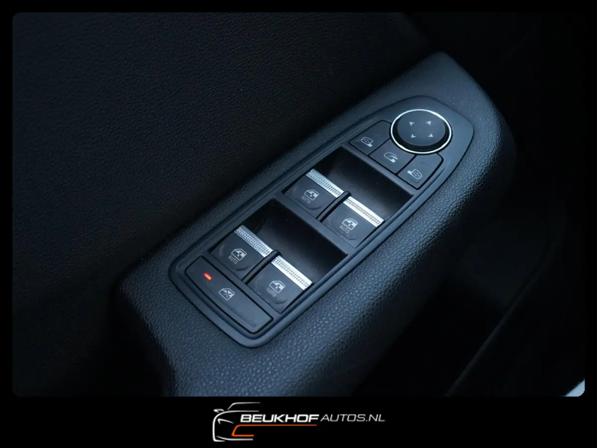 1.0 Intens Navigatie Cruise Control Velgen