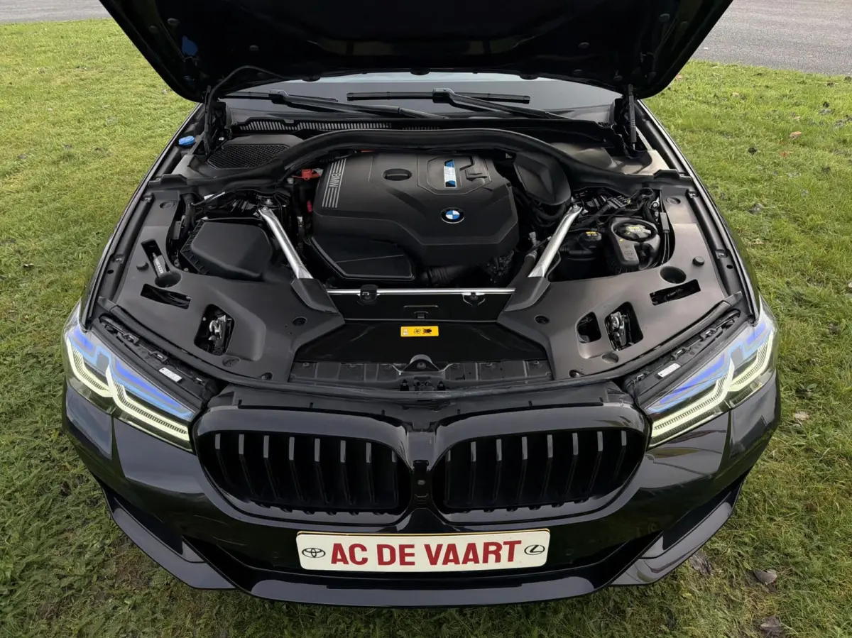 530e High Executive - M-SPORT/LASER/CAM/DAK/NAP