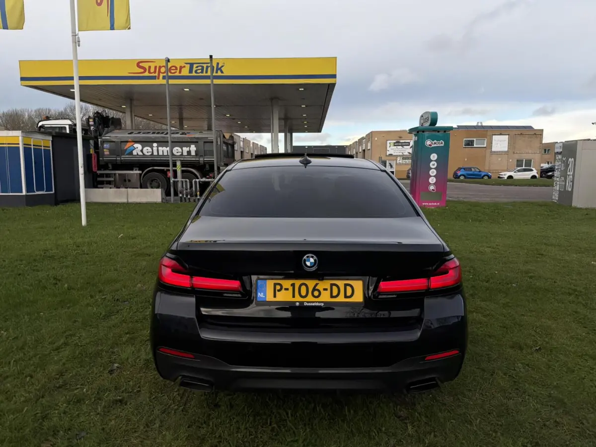 530e High Executive - M-SPORT/LASER/CAM/DAK/NAP