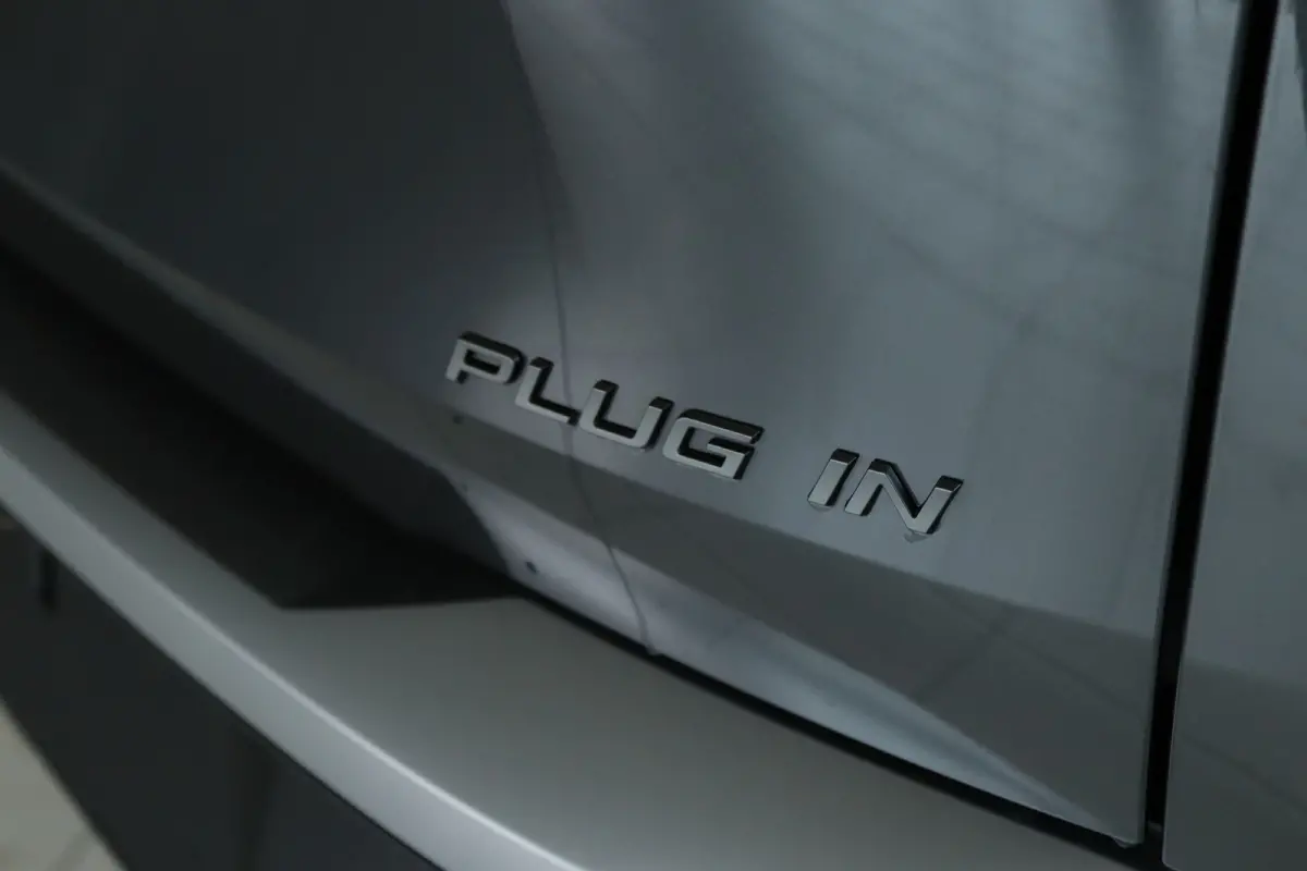 1.6 Plug-in Hybrid 195 GT | 8 Jaar Garantie | Adapt. Cruise | 360 Camera | Stoel+Stuurverwarming | Navi | Carplay | Elekt. Klep | Matrix | Keyless | 7 Pers