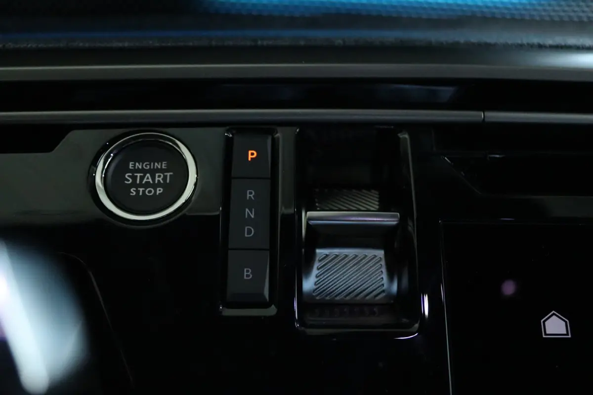 1.6 Plug-in Hybrid 195 GT | 8 Jaar Garantie | Adapt. Cruise | 360 Camera | Stoel+Stuurverwarming | Navi | Carplay | Elekt. Klep | Matrix | Keyless | 7 Pers